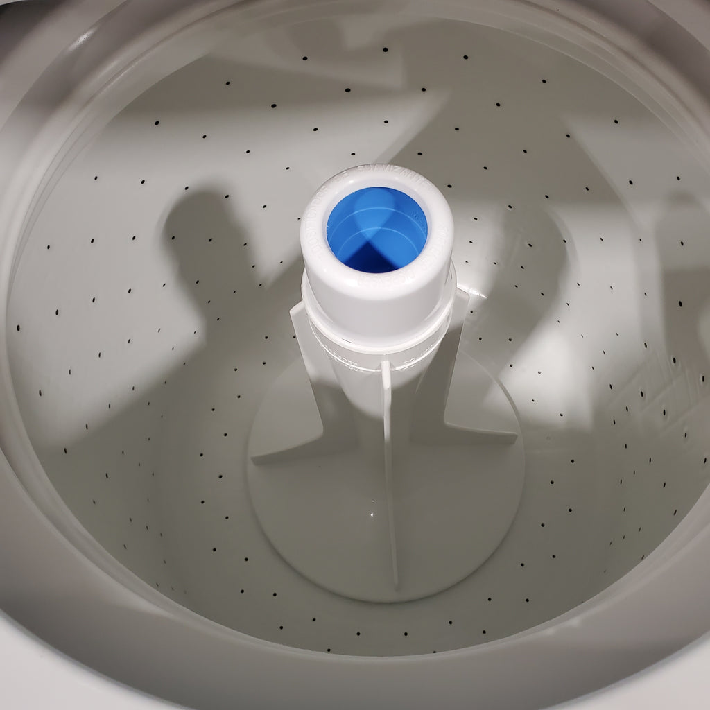Pictures of GE 3.2 cu. ft. Washer and 5.9 cu. ft. Electric Dryer Laundry Center with Rotary- Electromagnetic Controls GUD27ESSJWW - Certified Refurbished - Neu Appliance Outlet - Discount Appliance Outlet in Austin, Tx