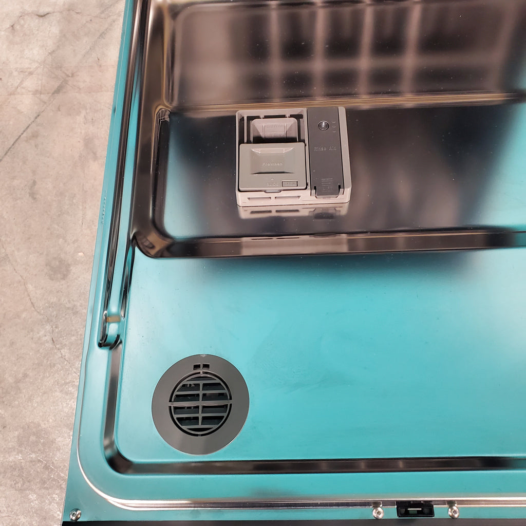 Pictures of 24 in. Fingerprint Resistant Stainless Steel Whirlpool Built In Dishwasher with 55 dBA WDP540HAMZ - Scratch & Dent - Moderate - Neu Appliance Outlet - Discount Appliance Outlet in Austin, Tx