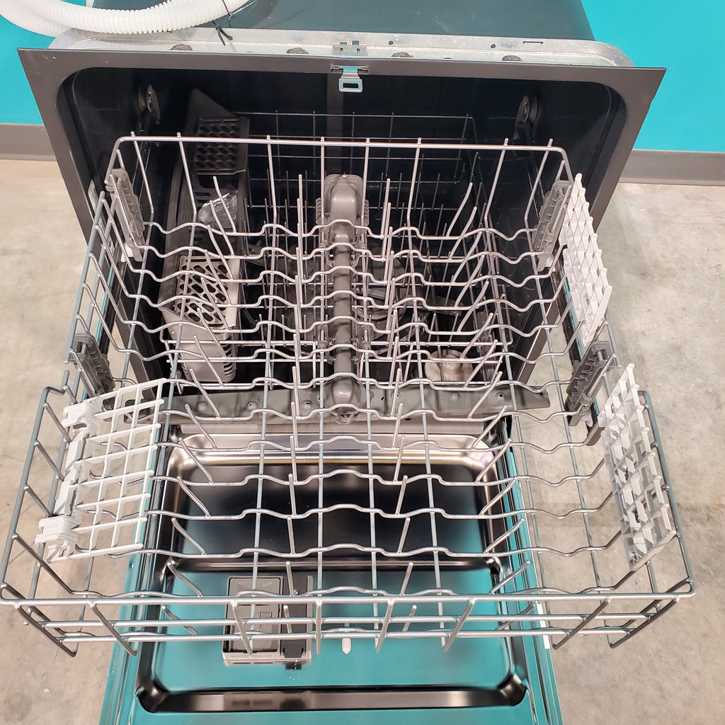 Pictures of 24 in. Fingerprint Resistant Stainless Steel Whirlpool Built In Dishwasher with 55 dBA WDP540HAMZ - Scratch & Dent - Moderate - Neu Appliance Outlet - Discount Appliance Outlet in Austin, Tx