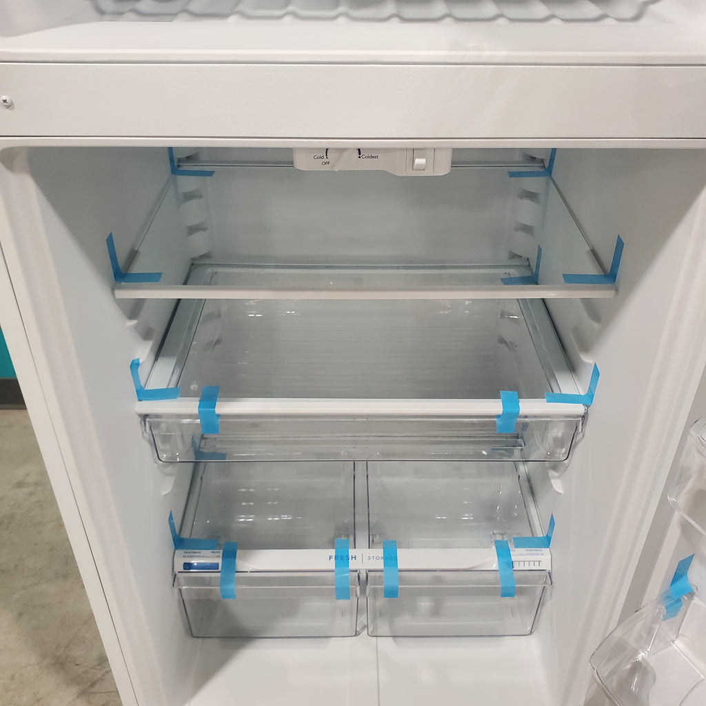 Pictures of Frigidaire White 20 Cu. Ft. Garage Ready Top Freezer Refrigerator With Ice Maker Installed FFTR2045VW - Scratch & Dent - Minor - Neu Appliance Outlet - Discount Appliance Outlet in Austin, Tx
