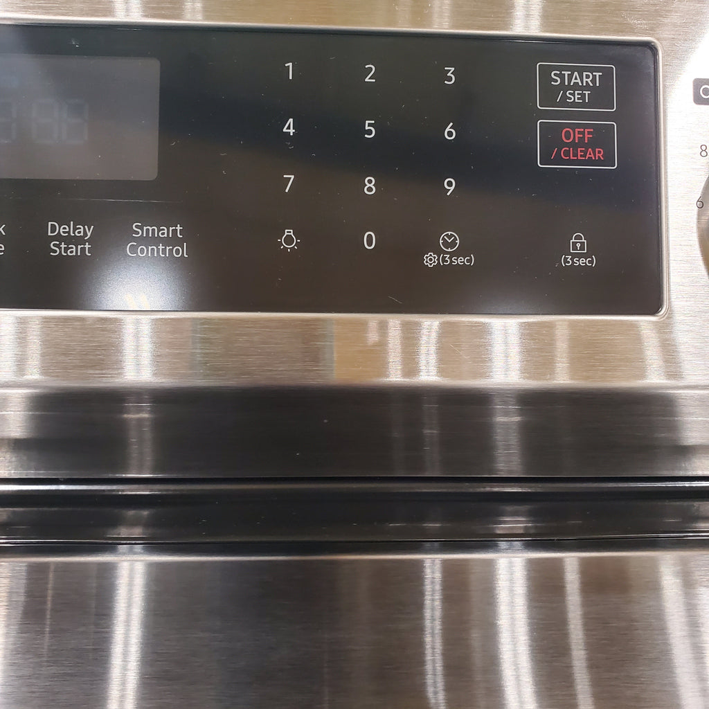 Pictures of Samsung 6.3 cu. ft. Smart Freestanding Electric Range with No-Preheat Air Fry & Convection in Stainless Steel - Open Box - Neu Appliance Outlet - Discount Appliance Outlet in Austin, Tx