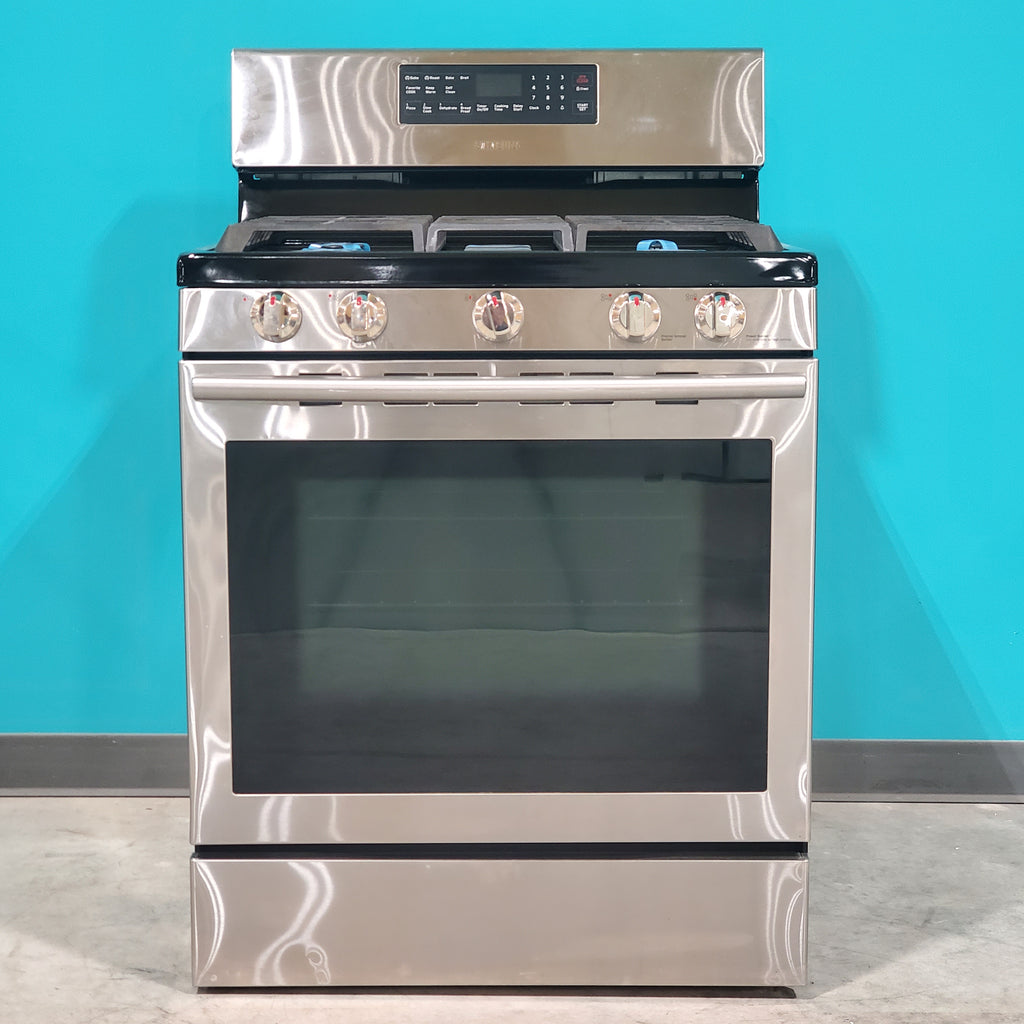 Pictures of Samsung Stainless Steel 5.8 cu. ft. Freestanding Gas Range with Convection and Self Cleaning NX58H5600SS - Certified Refurbished - Neu Appliance Outlet - Discount Appliance Outlet in Austin, Tx