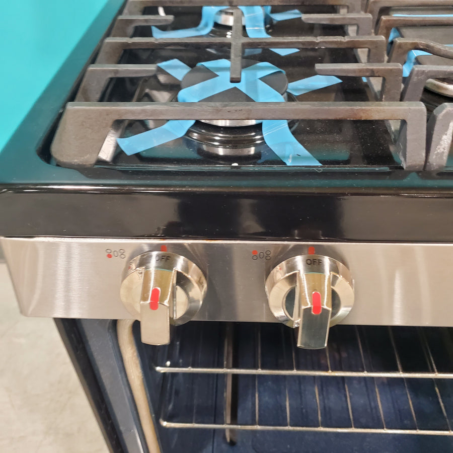 Samsung Stainless Steel 5.8 cu. ft. Freestanding Gas Range with Convection and Self Cleaning NX58H5600SS - Certified Refurbished
