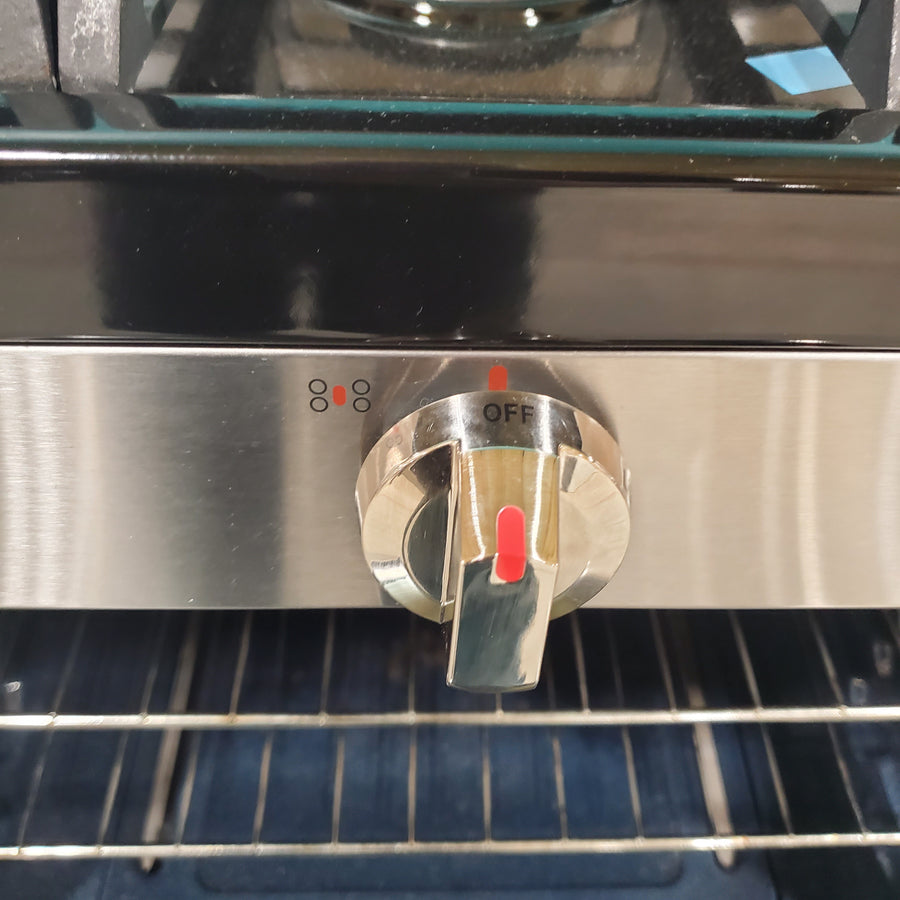 Samsung Stainless Steel 5.8 cu. ft. Freestanding Gas Range with Convection and Self Cleaning NX58H5600SS - Certified Refurbished