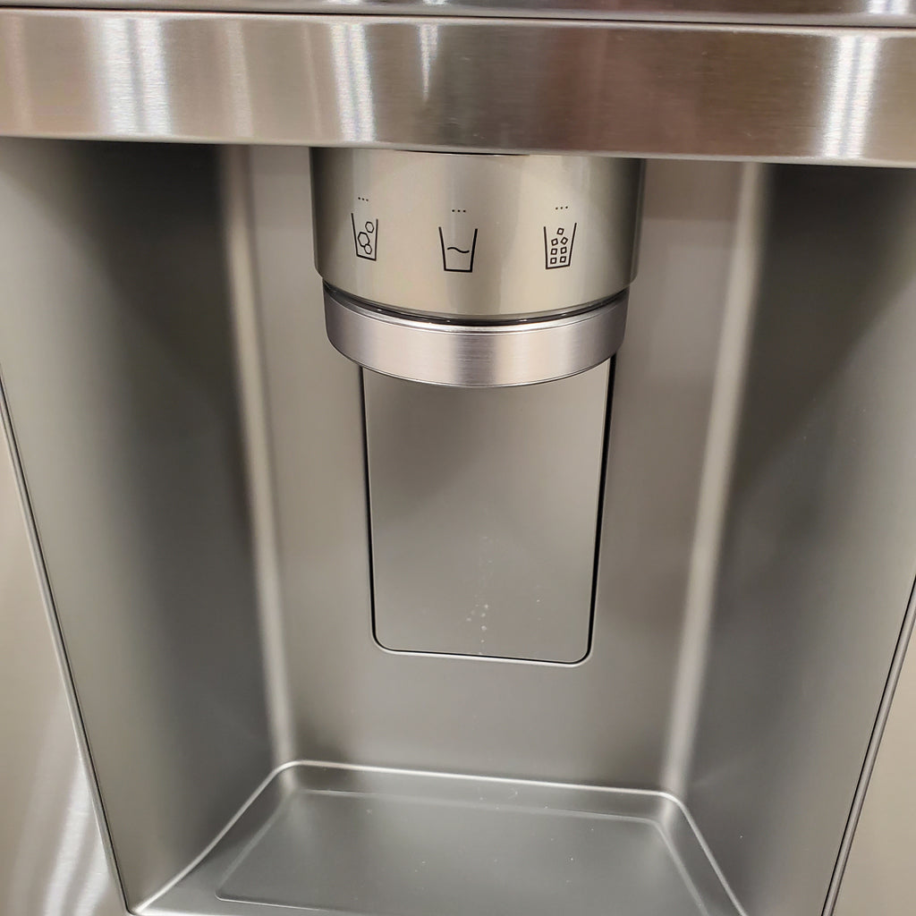 Pictures of LG Stainless Steel ENERGY STAR 26 cu. ft. Smart Mirror InstaView® Counter-Depth MAX™ French Door Refrigerator with Four Types of Ice LRYKC2606S - Scratch & Dent - Minor - Neu Appliance Outlet - Discount Appliance Outlet in Austin, Tx