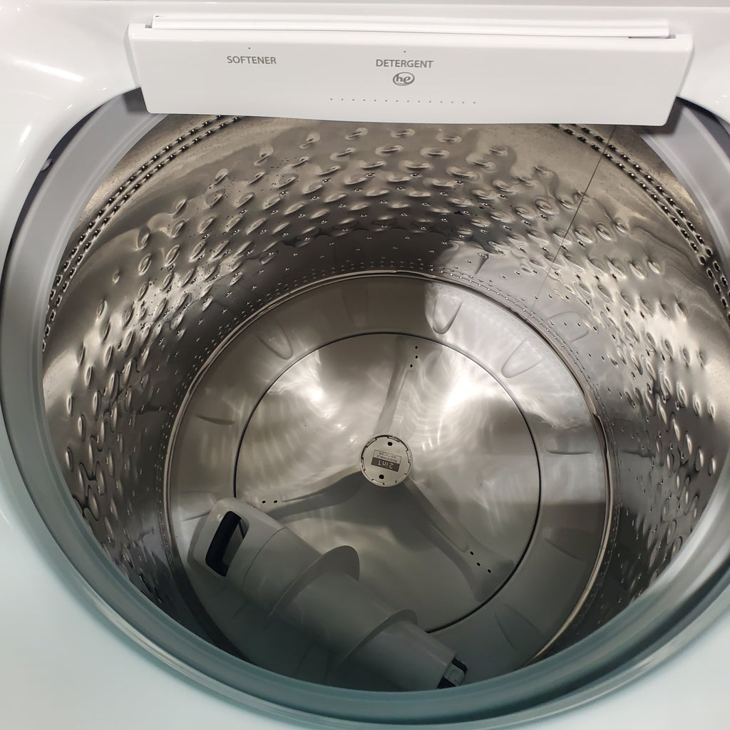 Pictures of Whirlpool 4.7–4.8 Cu. Ft. Top Load Washer with 2 in 1 Removable Agitator and Built-In Water Faucet and 7.0 Cu. Ft. Top Load Electric Moisture Sensing Dryer with Wrinkle Shield™ Option - Open Box - Neu Appliance Outlet - Discount Appliance Outlet in Austin, Tx