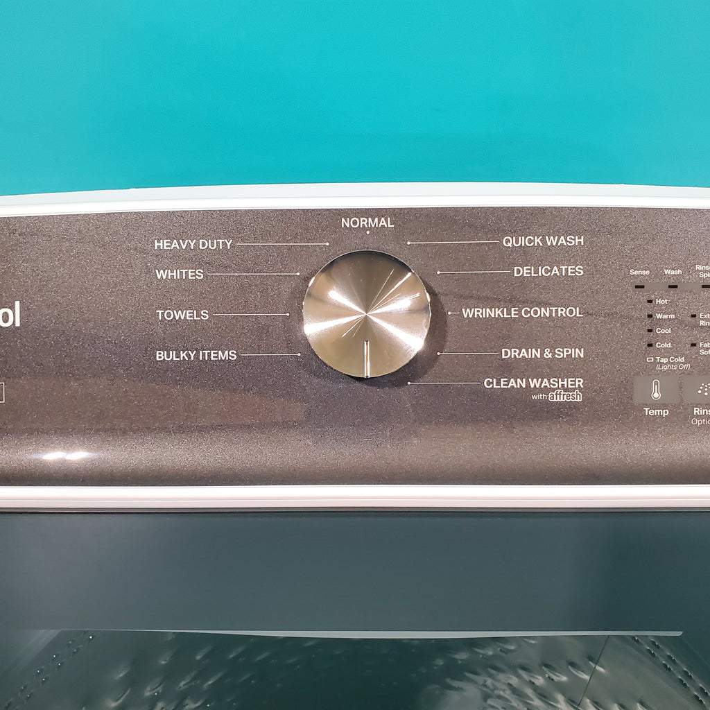 Pictures of Whirlpool 4.7–4.8 Cu. Ft. Top Load Washer with 2 in 1 Removable Agitator and Built-In Water Faucet and 7.0 Cu. Ft. Top Load Electric Moisture Sensing Dryer with Wrinkle Shield™ Option - Open Box - Neu Appliance Outlet - Discount Appliance Outlet in Austin, Tx