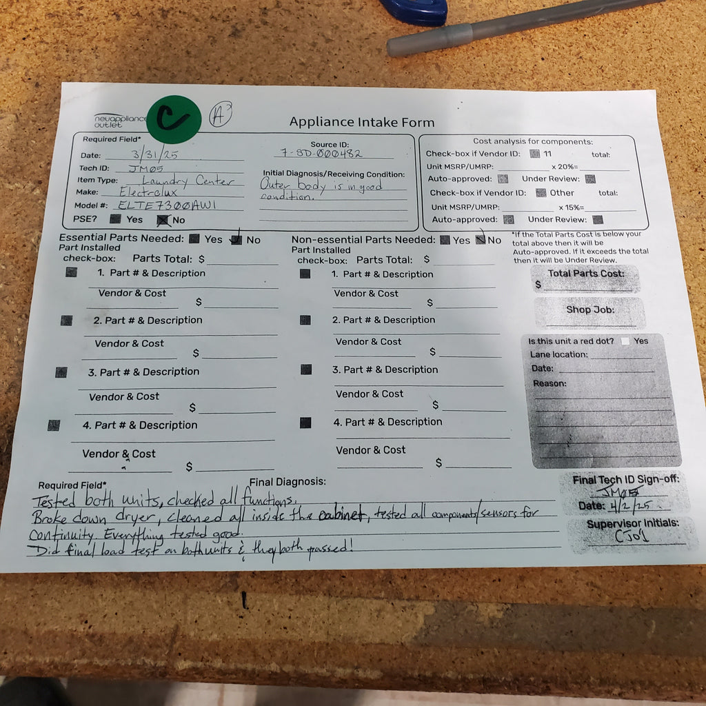 Pictures of Electrolux 300 Series Laundry Tower Single Unit Washer & Electric Dryer with LuxCare® Wash System ELTE7300AW - Scratch & Dent - Minor - Neu Appliance Outlet - Discount Appliance Outlet in Austin, Tx