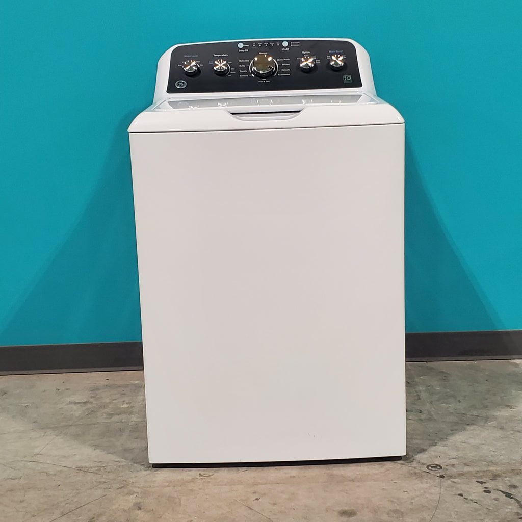 Pictures of GE 4.5 cu. ft. Capacity Washer with Stainless Steel Basket, Cold Plus and Wash Boost and GE 7.2 cu. ft. Capacity Electric Dryer with Up To 120 ft. Venting and Extended Tumble - Open Box - Neu Appliance Outlet - Discount Appliance Outlet in Austin, Tx