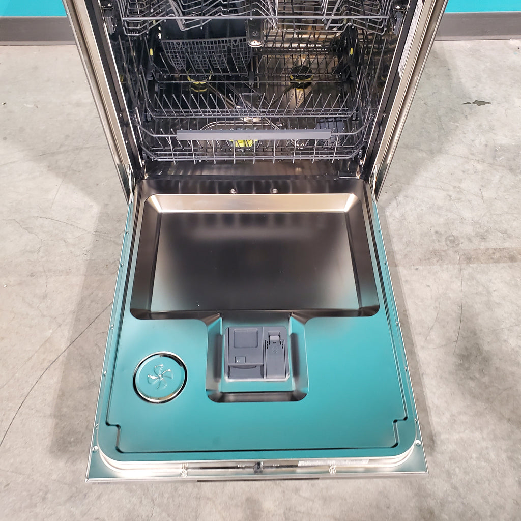 Pictures of Asko 40 Series 24" Stainless Steel Dishwasher with Pocket Handle and 9 Spray Wash System DBI564ISSOF - Open Box - Neu Appliance Outlet - Discount Appliance Outlet in Austin, Tx