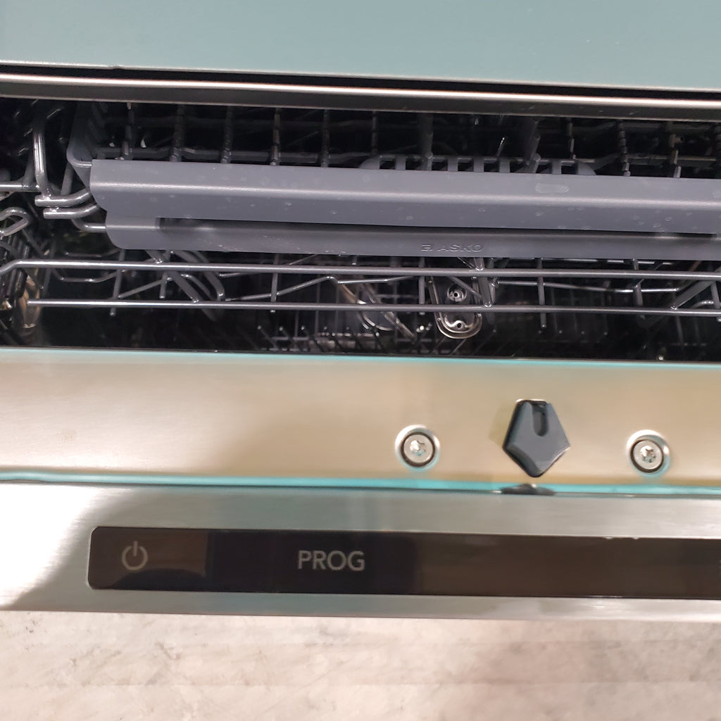 Pictures of Asko 40 Series 24" Stainless Steel Dishwasher with Pocket Handle and 9 Spray Wash System DBI564ISSOF - Open Box - Neu Appliance Outlet - Discount Appliance Outlet in Austin, Tx