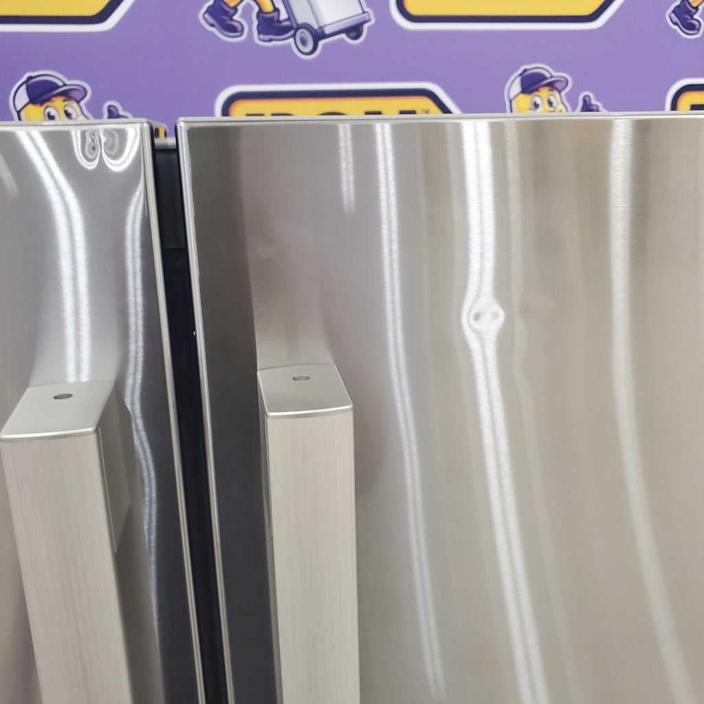 Pictures of Bosch Stainless Steel - Anti Fingerprint 800 Series 36'' French Door Bottom Mount Refrigerator B36CL80SNS - Scratch & Dent - Minor - Neu Appliance Outlet - Discount Appliance Outlet in Austin, Tx