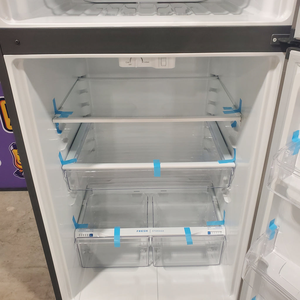 Pictures of Frigidaire 20 Cu. Ft. Top Freezer Refrigerator with EvenTemp Cooling System LFTR2045VF - Scratch and Dent (Minor) - Neu Appliance Outlet - Discount Appliance Outlet in Austin, Tx