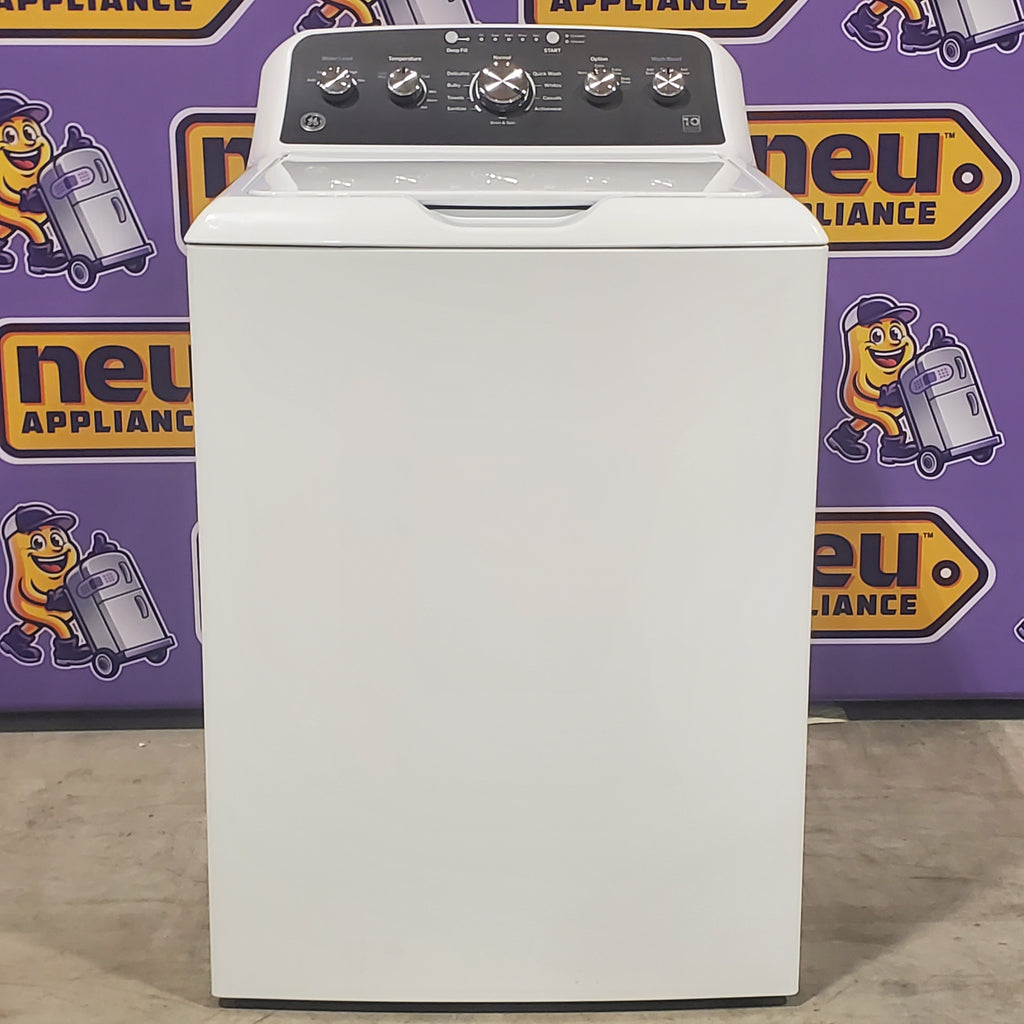 Pictures of GE 4.5 cu. ft. Capacity Washer with Stainless Steel Basket, Cold Plus and Wash Boost and GE 7.2 cu. ft. Capacity Electric Dryer with Up To 120 ft. Venting and Extended Tumble - Neu Appliance Outlet - Discount Appliance Outlet in Austin, Tx