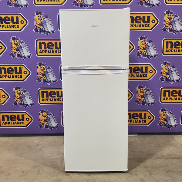 Hotpoint White Counter Depth Top Freezer 9.7 Cu. Ft. Refrigerator with Adjustable Spill-proof  Glass Shelves HPS10LGVRWW - Scratch and Dent (Minor)