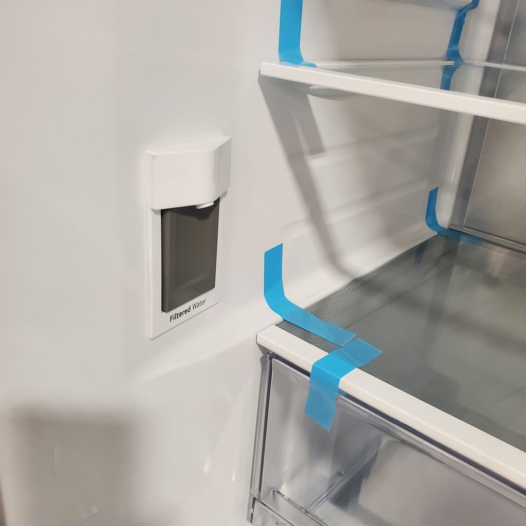 Pictures of LG Print Proof Stainless Steel Counter-Depth MAX 27 cu ft French Door Refrigerator with Water Dispenser and Ice Maker LRFLC2706S - Scratch & Dent - Minor - Neu Appliance Outlet - Discount Appliance Outlet in Austin, Tx
