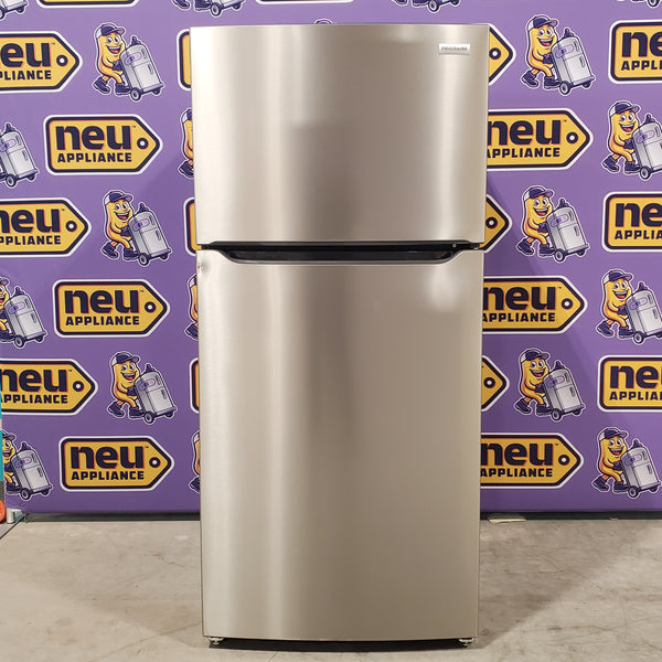 Frigidaire 20 Cu. Ft. Top Freezer Refrigerator with EvenTemp Cooling System LFTR2045VF - Scratch and Dent (Minor)