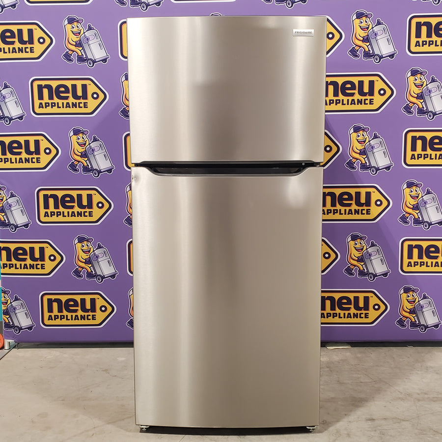 Frigidaire 20 Cu. Ft. Top Freezer Refrigerator with EvenTemp Cooling System LFTR2045VF - Scratch and Dent (Minor)