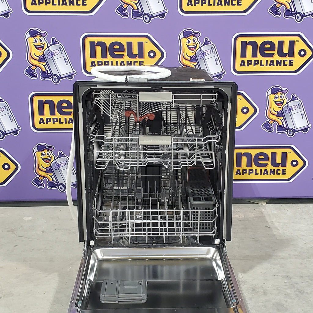Pictures of KitchenAid Third Level Utensil Rack Dishwasher with 30+ Total Wash Jets - Scratch and Dent (Minor) - Neu Appliance Outlet - Discount Appliance Outlet in Austin, Tx