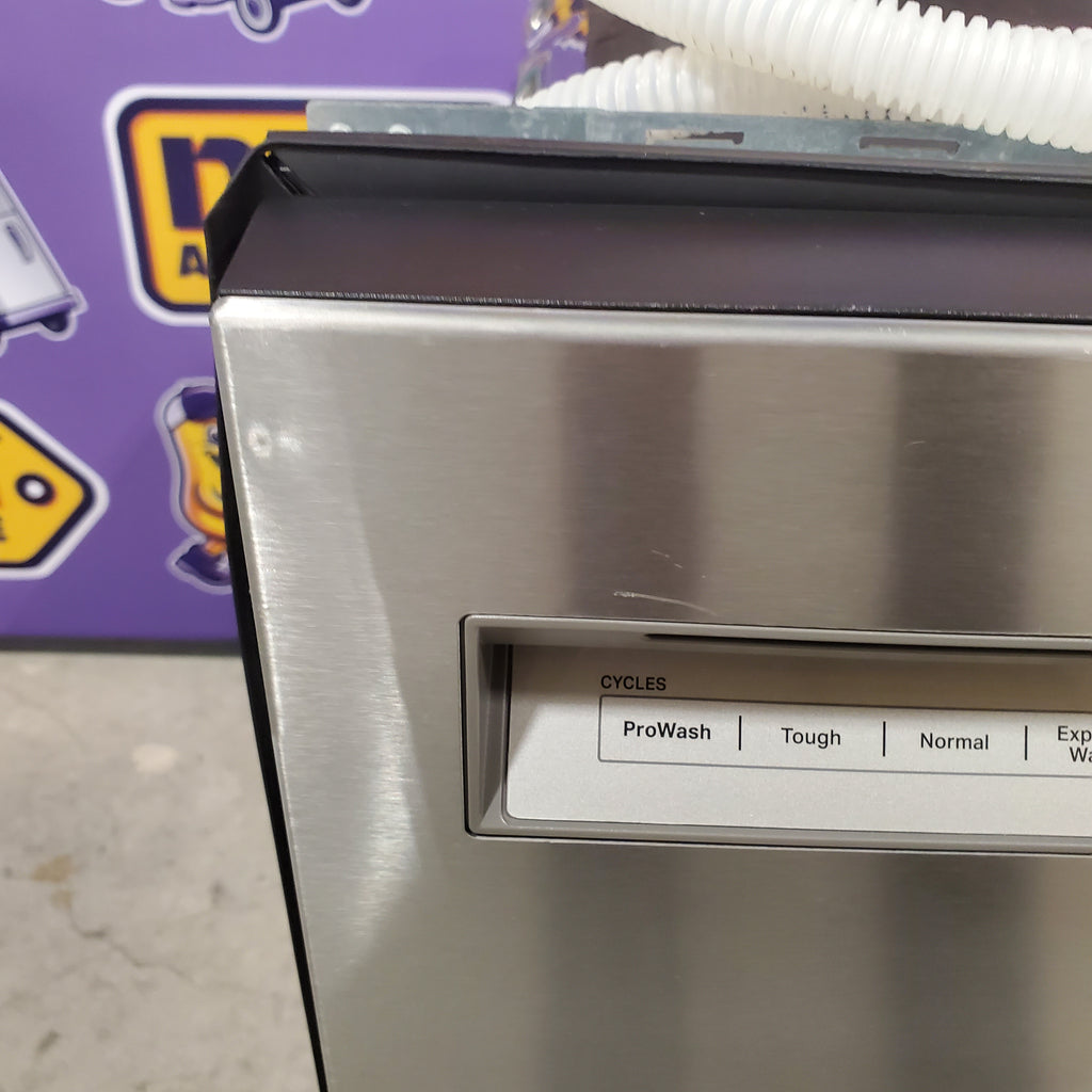 Pictures of KitchenAid Third Level Utensil Rack Dishwasher with 30+ Total Wash Jets - Scratch and Dent (Minor) - Neu Appliance Outlet - Discount Appliance Outlet in Austin, Tx