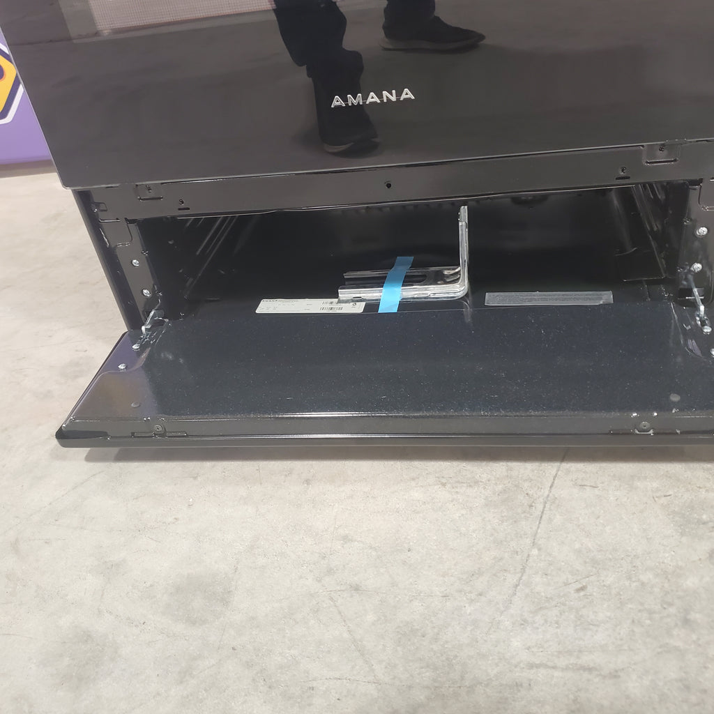 Pictures of Amana 30 Inch Gas Range with Bake Assist Temps and Extra Large Oven Window AGR6303MMB - Scratch and Dent (Minor) - Neu Appliance Outlet - Discount Appliance Outlet in Austin, Tx