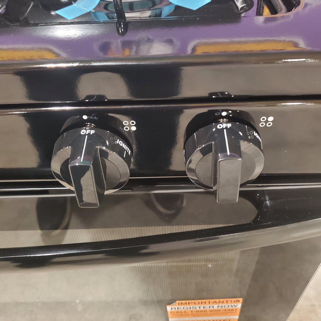 Pictures of Amana 30 Inch Gas Range with Bake Assist Temps and Extra Large Oven Window AGR6303MMB - Scratch and Dent (Minor) - Neu Appliance Outlet - Discount Appliance Outlet in Austin, Tx