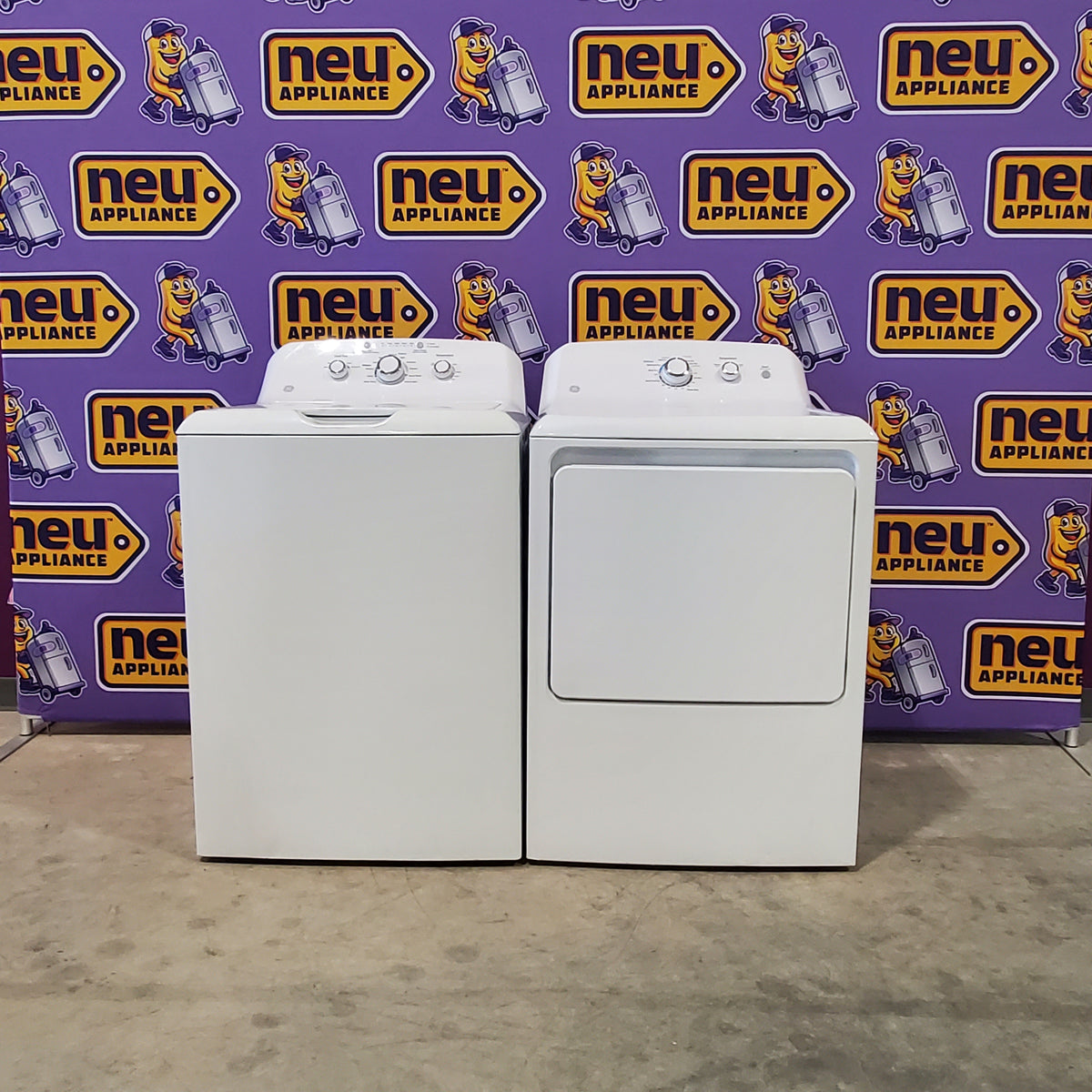 Neu Select GE High Capacity Agitator Washer & Electric Dryer Set: 4.2 cu. ft. High Capacity Agitator Washer With Extra Water Cycle / Option & 7.2 cu. ft. Electric 220v Dryer With Auto Sensor Dry - Certified Refurbished