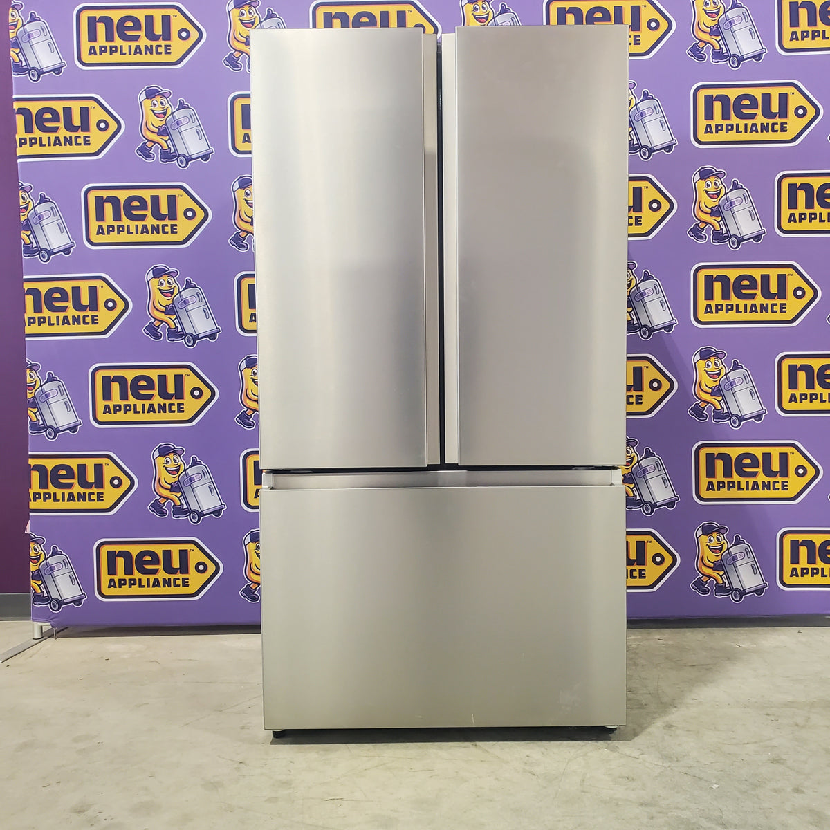 Fingerprint Resistant Brushed Steel ENERGY STAR Hisense 26.6 cu. ft. 3 Door French Door Refrigerator with Icemaker and Internal Water Dispenser - Open Box