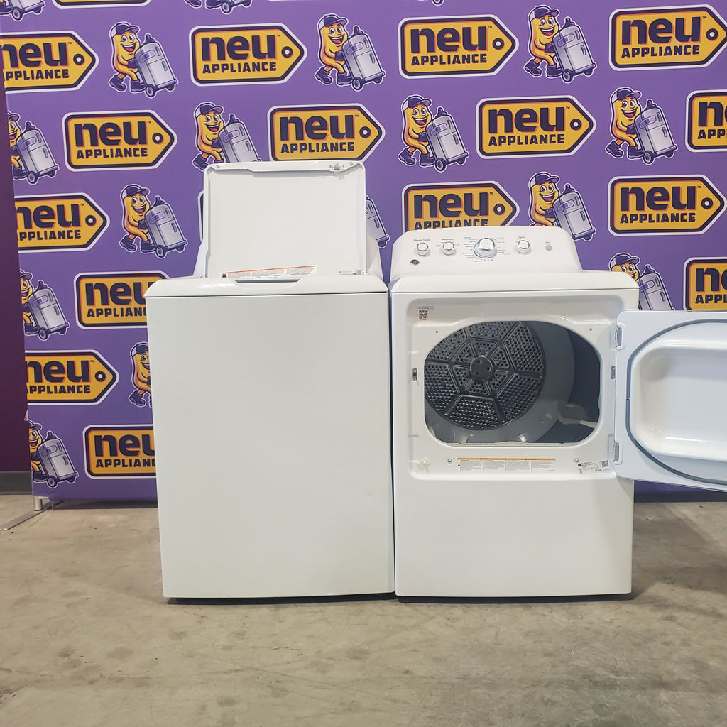 Pictures of GE White Top Load 3.8 Cu. Ft. Washer with Stainless Steel Wash Basket and PresiceFill GTW220ACKWW and GE White Electric Aluminized Alloy Drum 7.2 Cu. Ft. Dryer with Auto Dry and Wrinkle Care Extended Tumble GTD42EASJWW - Certified Refurbished - Neu Appliance Outlet - Discount Appliance Outlet in Austin, Tx