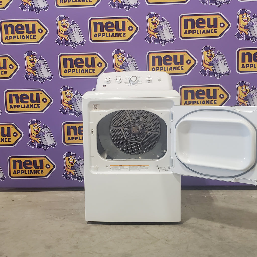 Pictures of GE White Top Load 3.8 Cu. Ft. Washer with Stainless Steel Wash Basket and PresiceFill GTW220ACKWW and GE White Electric Aluminized Alloy Drum 7.2 Cu. Ft. Dryer with Auto Dry and Wrinkle Care Extended Tumble GTD42EASJWW - Certified Refurbished - Neu Appliance Outlet - Discount Appliance Outlet in Austin, Tx