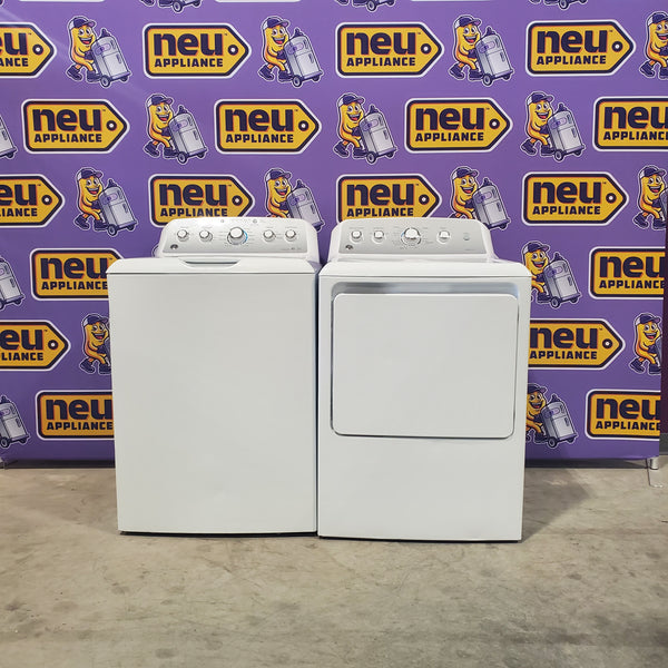 GE White Top Load 4.2 Cu. Ft. Washer with Stain PreTreat GTW485ASJWS and GE White Electric Front Load Dryer with Sensor Dry GTD45EASJ2WS - Certified Refurbished