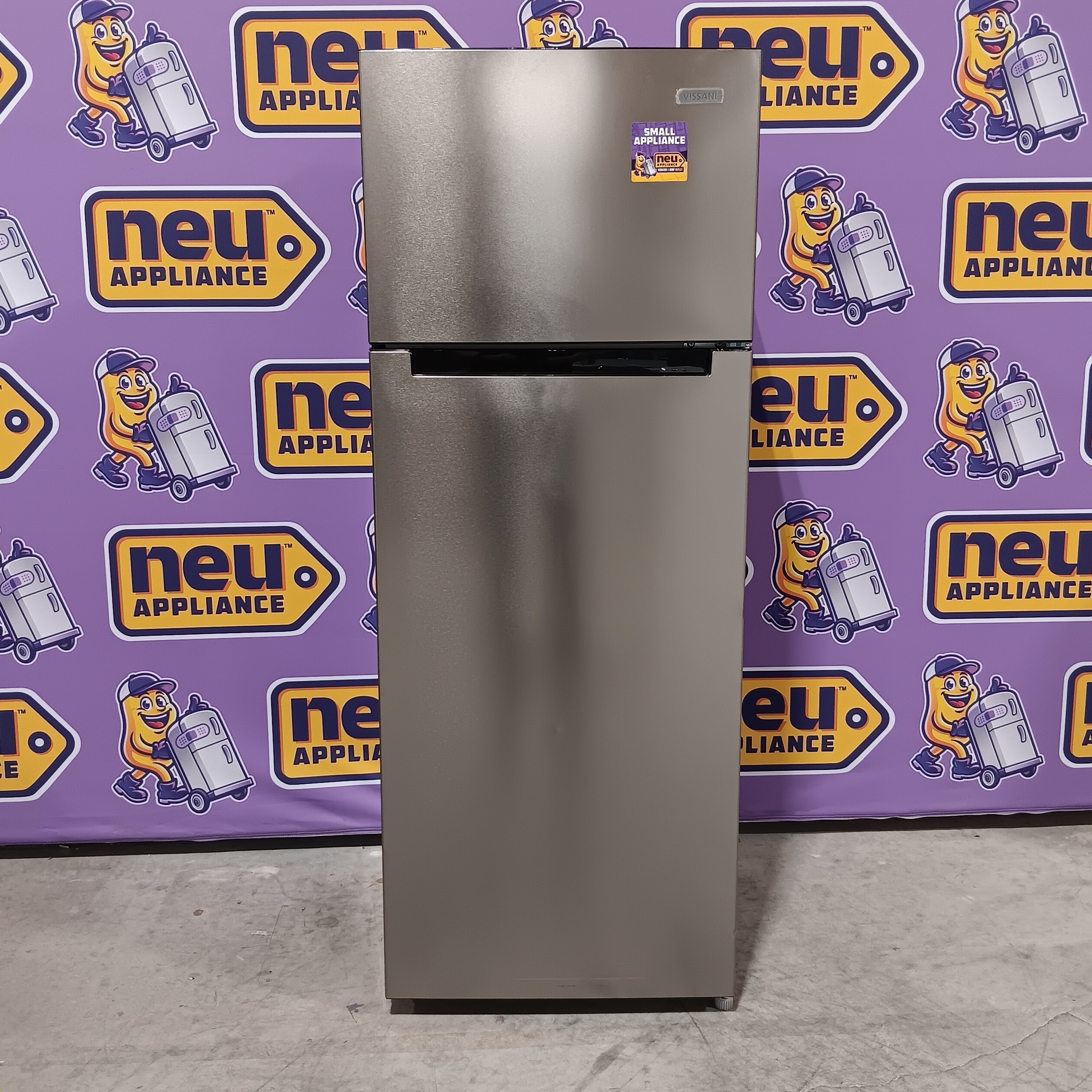 Vissani 7.2 cu. ft. Top Freezer Refrigerator in Fingerprint Resistant