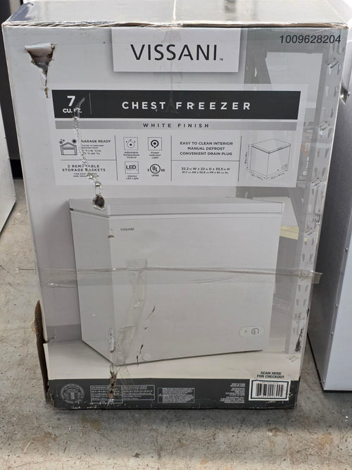 Vissani 7.0 cu. ft. Manual Defrost Chest Freezer with LED Light in White, Garage Ready S166 - HMCF7W5 - Scratch & Dent (Minor)