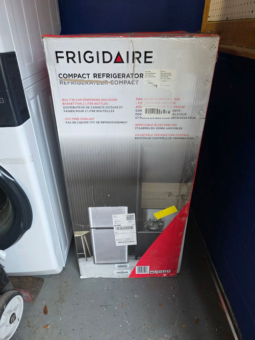 Frigidaire 4.5-cu ft Mini Fridge in Stainless Steel S168 - EFR463 - Open Box