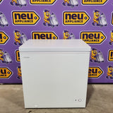 Vissani 7.0 cu. ft. Manual Defrost Chest Freezer with LED Light in White, Garage Ready SA330 - HMCF7W5 - Scratch & Dent (Minor)