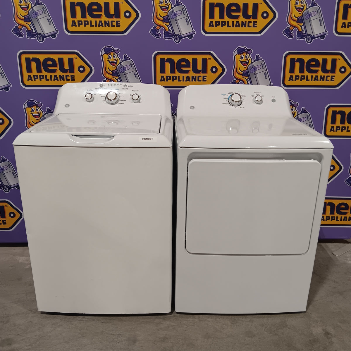 GE® 3.8 cu. ft. Capacity Washer with Stainless Steel Basket in White GTW330ASKWW - Scratch & Dent (Moderate) and GE® 7.2 cu. ft. Capacity Aluminized Alloy Drum Electric Dryer 16228 - GTD33EASKWW - Scratch & Dent (Minor)