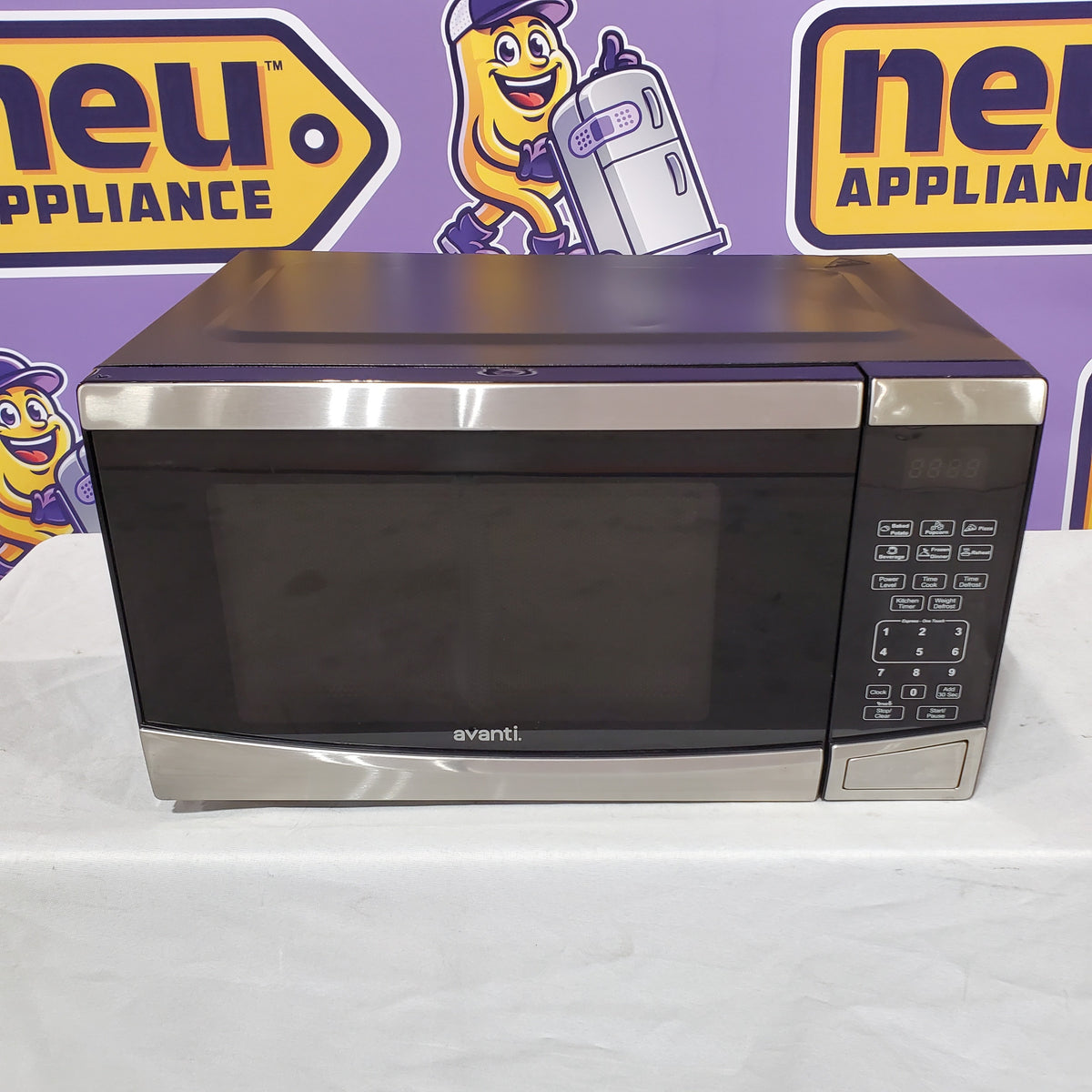 Avanti 0.9 cu. ft. 19 in. W Countertop Microwave in Stainless Steel 251317SD1275 - MT09V3S - Scratch & Dent (Moderate)