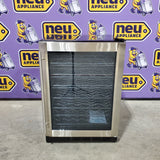 Vissani 23.4 in. 50 Bottle, 154 Can, Wine and Beverage Cooler with Stainless Steel Door SA651 - HVBC58ST - Scratch & Dent (Moderate)