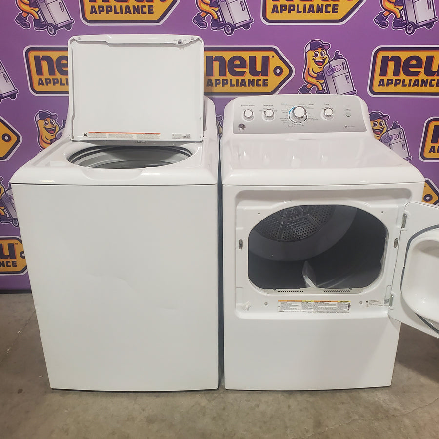 GE High Efficiency Agitator Medium 4.2-cu ft Top-Load Washer in White GTW485ASJWS - Certified Refurbished and GE White Electric 7.2 Cu. Ft. Dryer with Aluminized Alloy Drum 16291 - GTD45EASJWS - Certified Refurbished