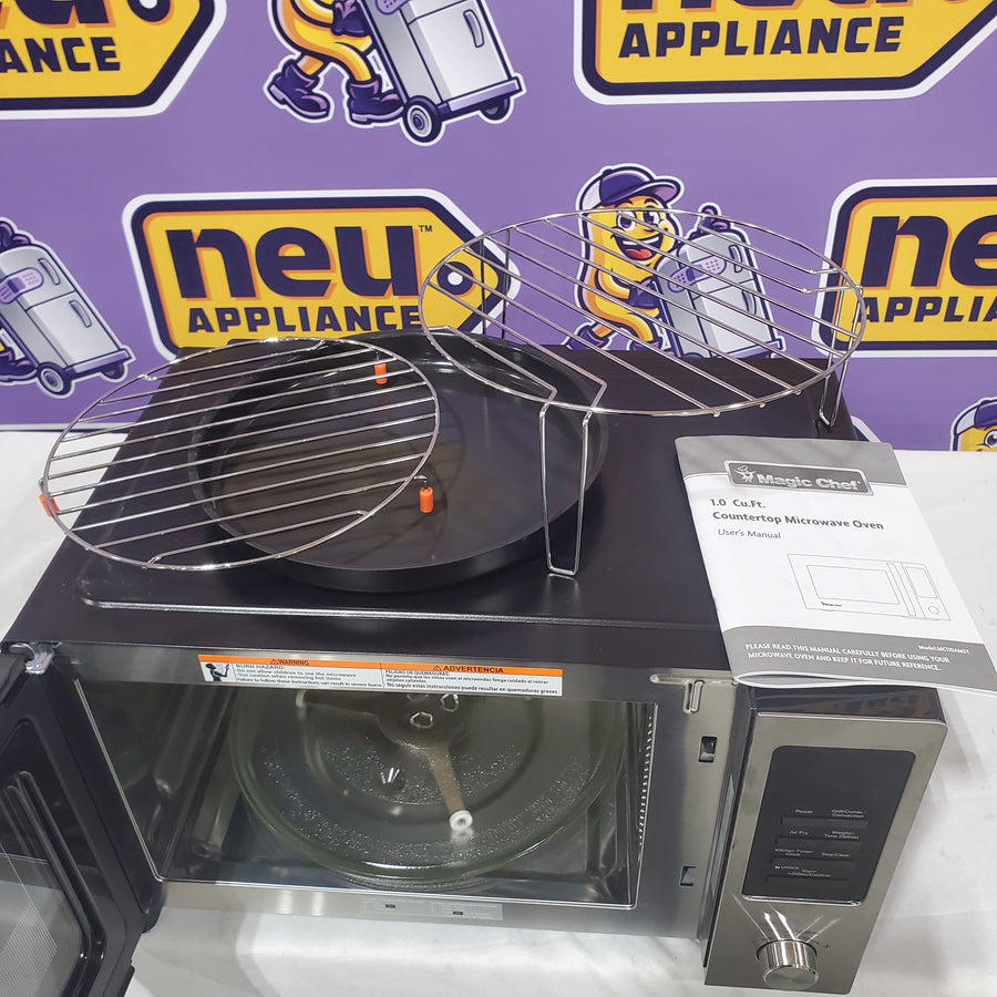 Magic Chef 1-cu ft 1000-Watt Air Fry Countertop Convection Microwave in Stainless Steel MC110AMST - Scratch & Dent (Minor)