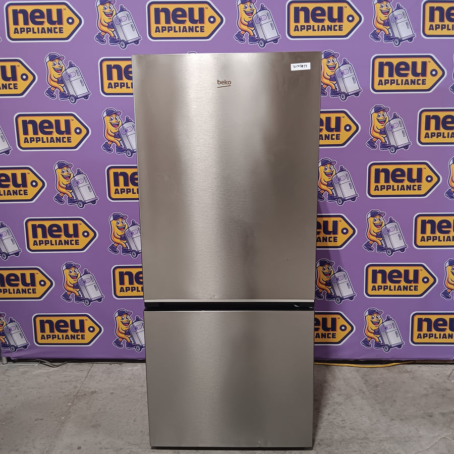 Beko 30” Counter-Depth Bottom Freezer Refrigerator with Ice Maker, Right Hinge BFBF30116SSIM - Scratch & Dent (Moderate)