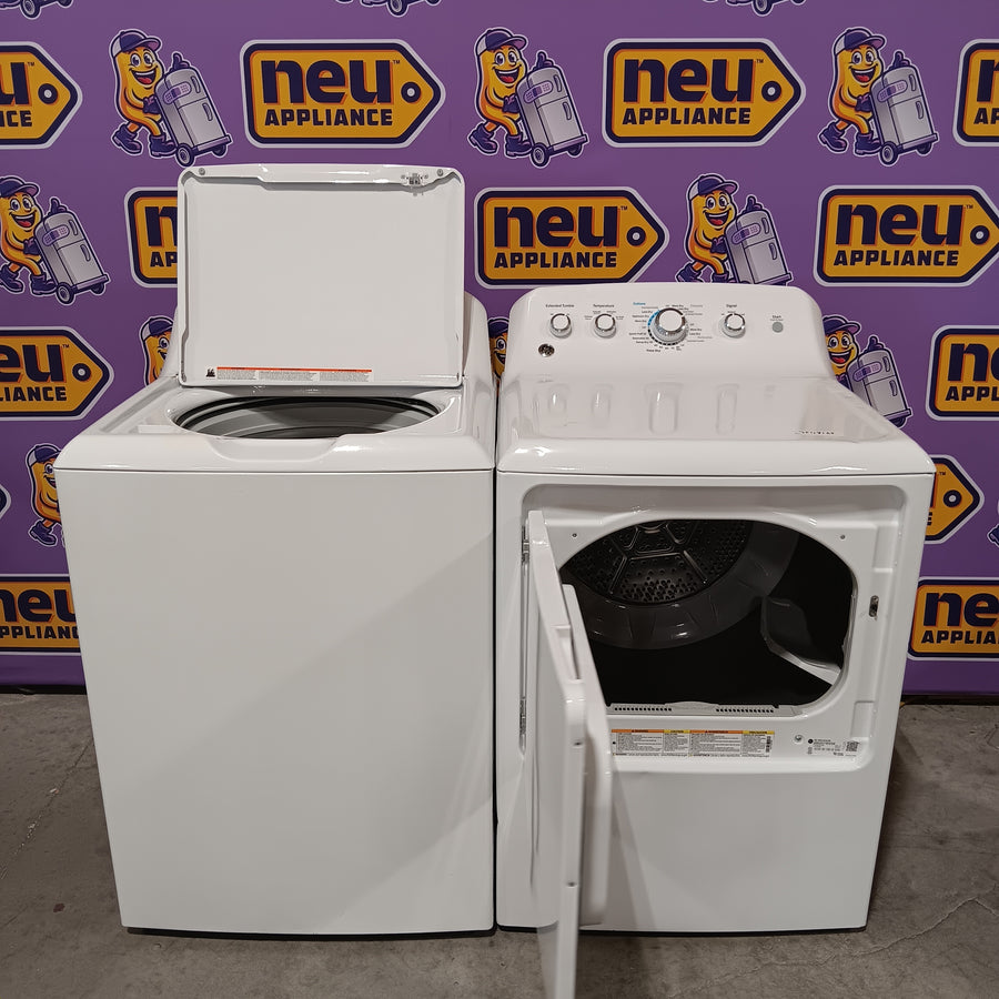 GE White Top Load 4.2 Cu. Ft. Washer with Stainless Steel Basket and Dual Action Agitator GTW460ASJWW - Certified Refurbished and GE White Electric 7.2 Cu. Ft. Dryer with Aluminized Alloy Drum GTD42EASJWW - Certified Refurbished