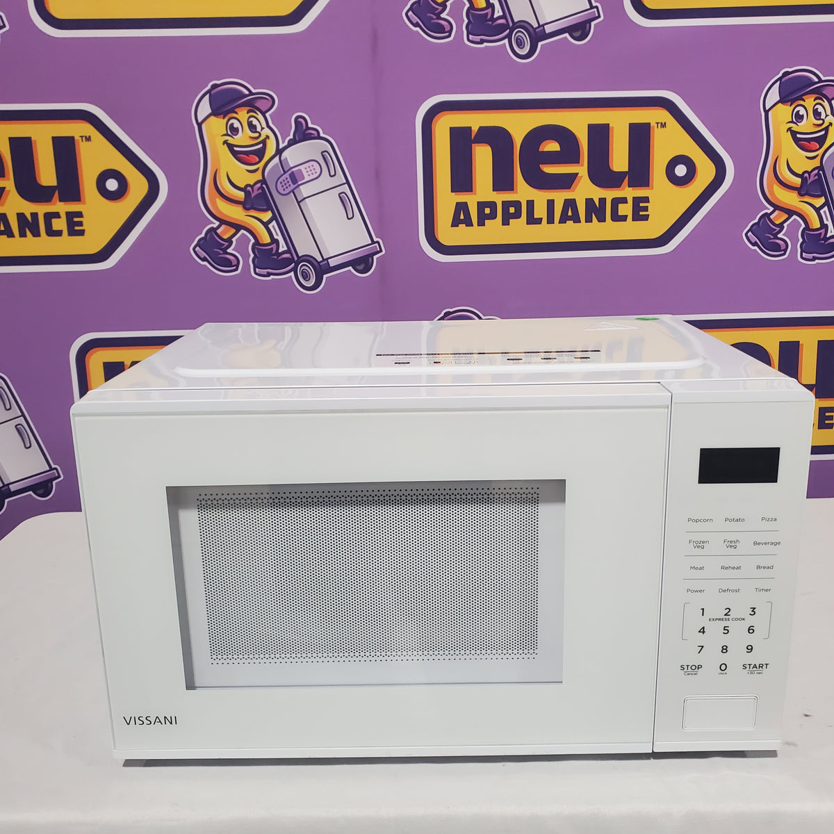 Vissani 1.1 cu. ft. Electric 1000-W Countertop Microwave in White with Turntable, 6-Heating Functions, and 2-Step Lock System E30PXP02-WHT - Open Box