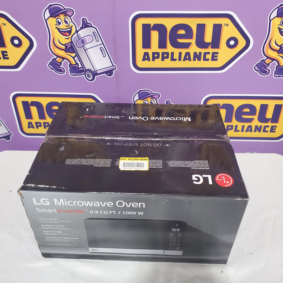 LG 0.9 cu. ft. NeoChef™ Countertop Microwave with Smart Inverter MSER0990S - Open Box