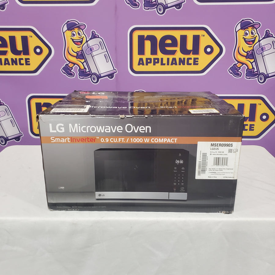 LG 0.9 cu. ft. NeoChef™ Countertop Microwave with Smart Inverter MSER0990S - Open Box