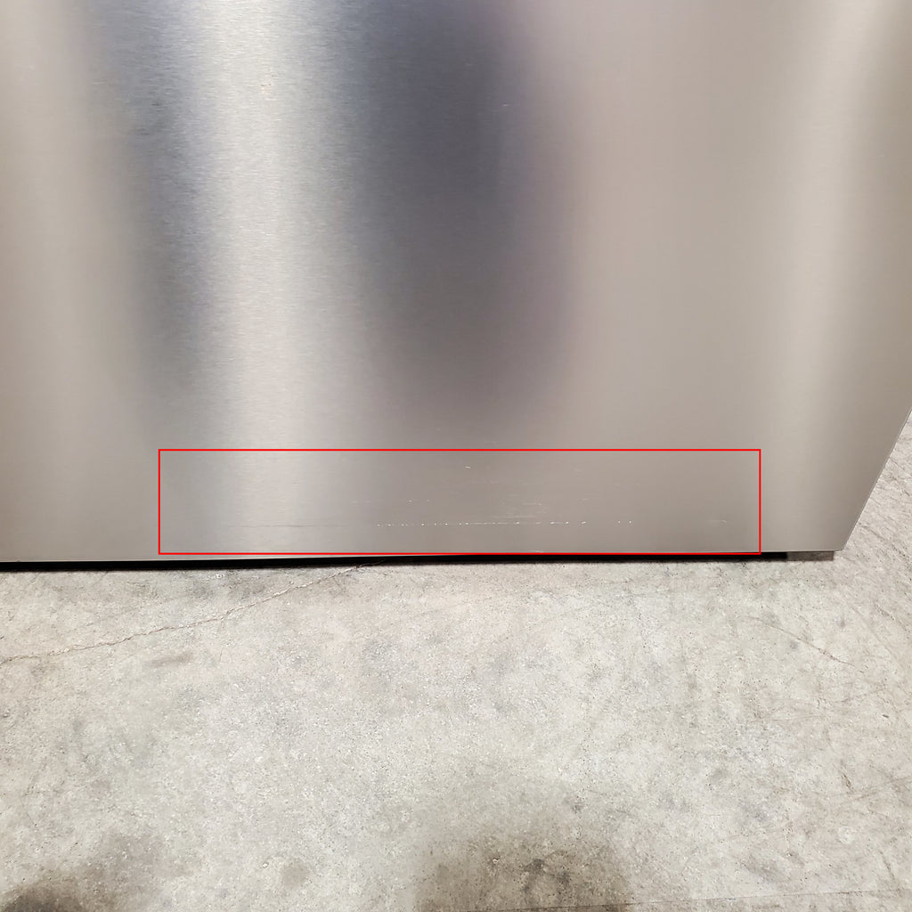 Hisense PureFlat 25.6-cu ft 4-Door Smart French Door ENERGY STAR Refrigerator in Stainless Steel with Ice Maker, Water and Ice Dispenser 24SD52 - HRM260N6TSE - Scratch & Dent (Moderate)