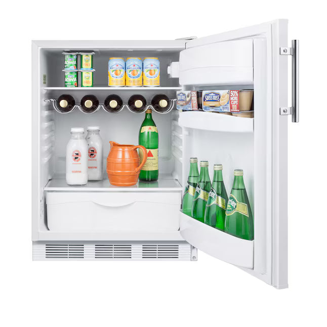 Summit Appliance 5.5-cu ft Mini Fridge in White FF61W - Scratch & Dent (Minor)