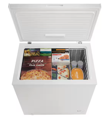 Vissani 7 cu. ft. Manual Defrost Chest Freezer in White Garage Ready 251312SD1036 - MDCF7WH - Open Box