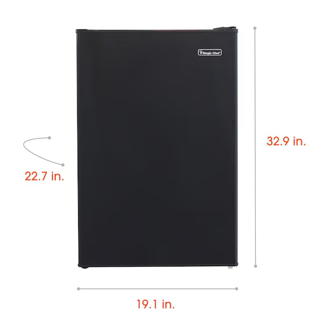 Magic Chef 4.4-cu ft Mini Fridge with Freezer ENERGY STAR in Black HMR440BE - Scratch & Dent (Moderate)