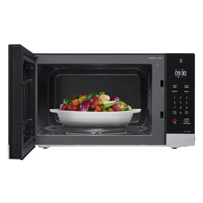 LG 1.5 cu. ft. NeoChef™ Countertop Microwave with Smart Inverter and Sensor Cooking 251316SD1198 - MSER1590S - Scratch & Dent (Minor)